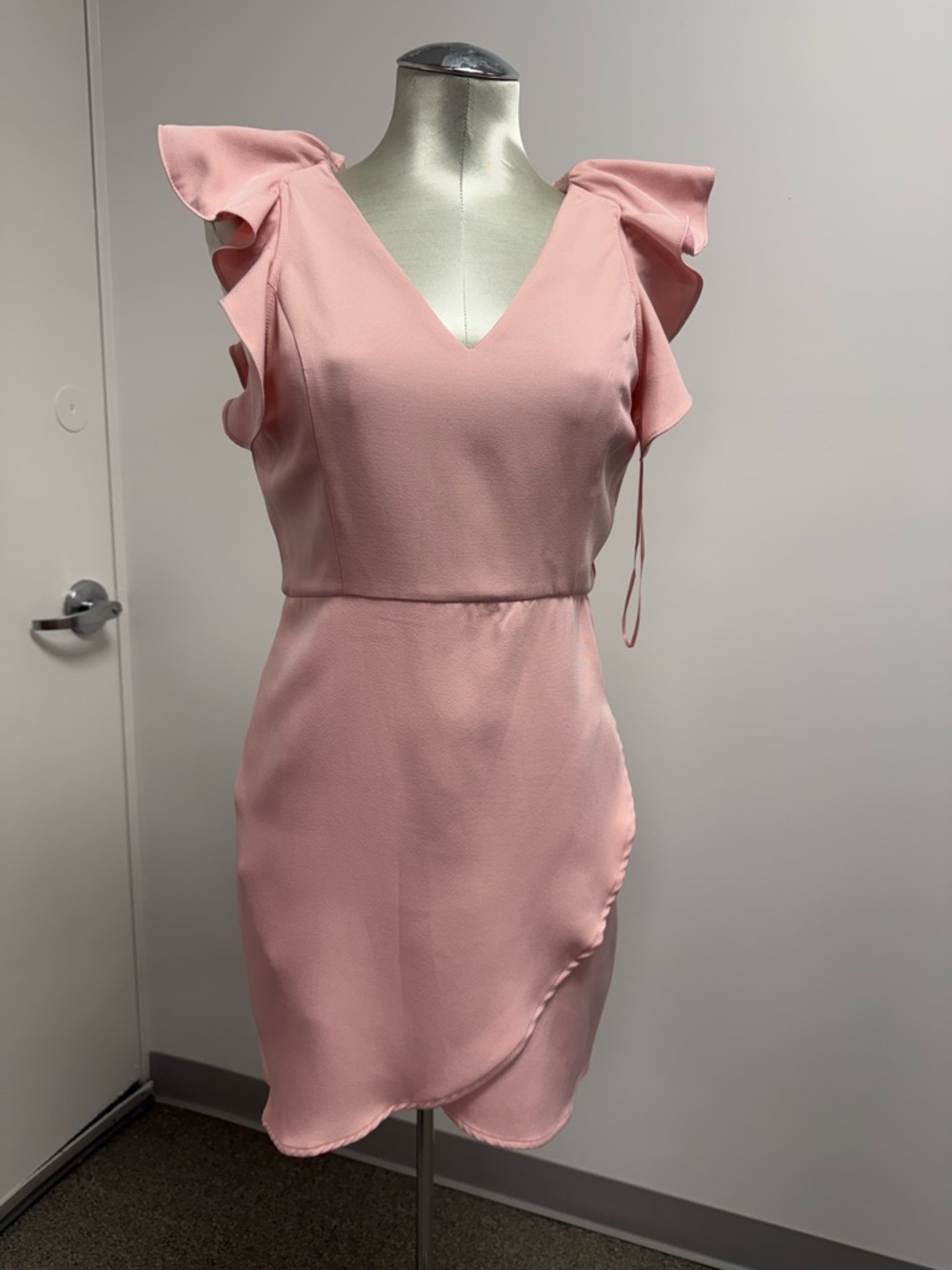 NWT TCEC Baby Pink Sheath Dress, V Neck, Ruffle Cap Sleeves